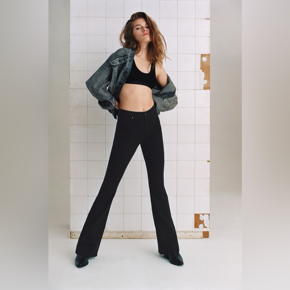 Topshop Moto Jamie Flare Jeans in Black - Women’s 28